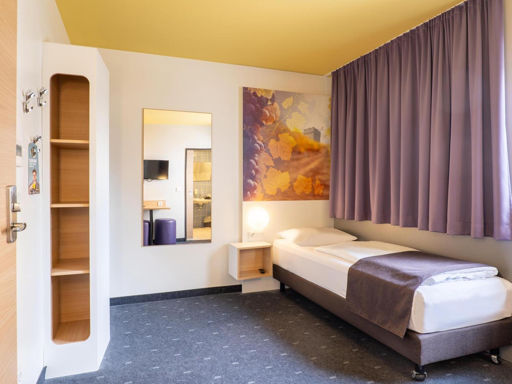 B&B Hotel Хейльбронн Экстерьер фото