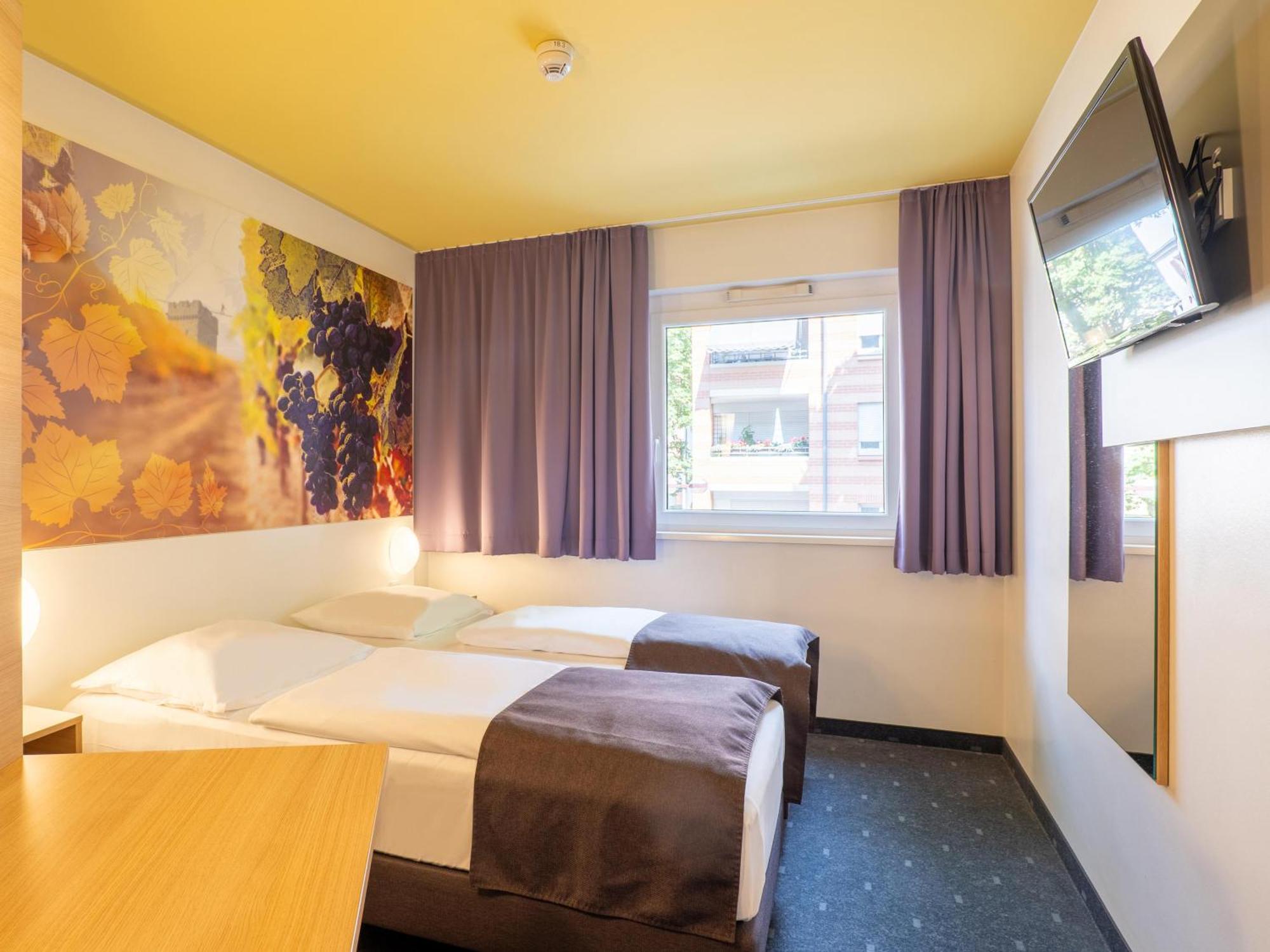 B&B Hotel Хейльбронн Экстерьер фото