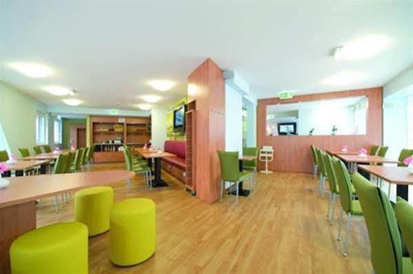 B&B Hotel Хейльбронн Экстерьер фото